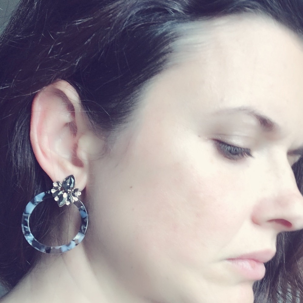 Acrylic and jeweled forward facing hoops - Picture 4 of 4